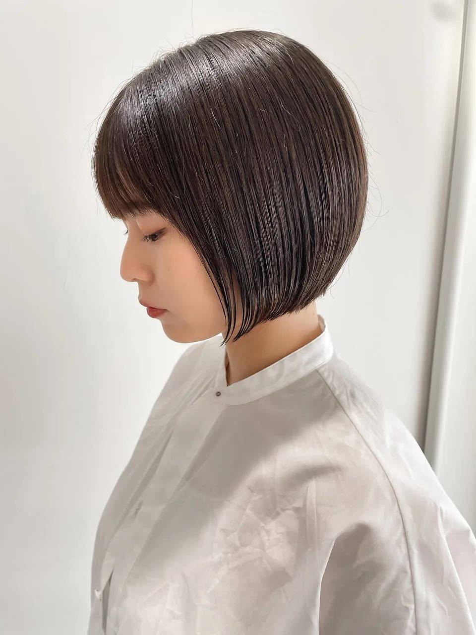 ボリュームレスなミニボブ