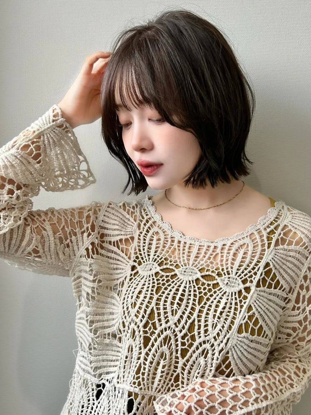 くびれショートボブ