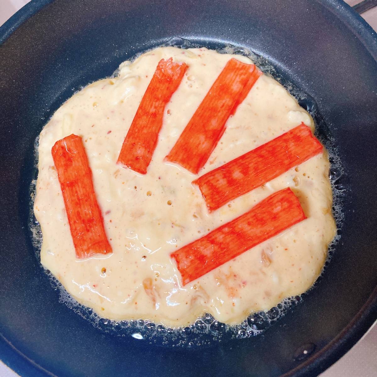 いちまさ公式の「カニかまチーズチヂミ」のレシピ