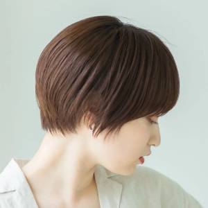  ボリュームレスなショート 