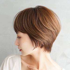  シアーベージュのくびれショート 