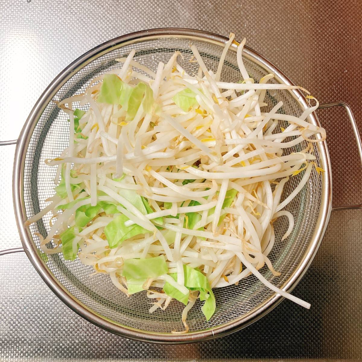 JAグループ公式の「❤もやしとキャベツと花小エビのとりあえず❤」のレシピ