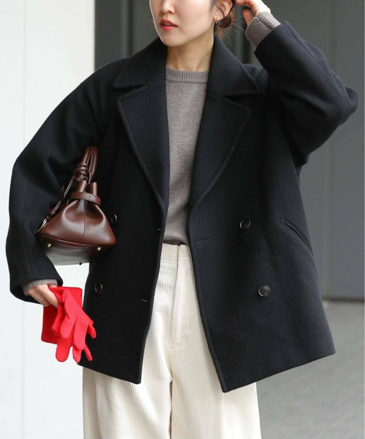 冬コーデの女性