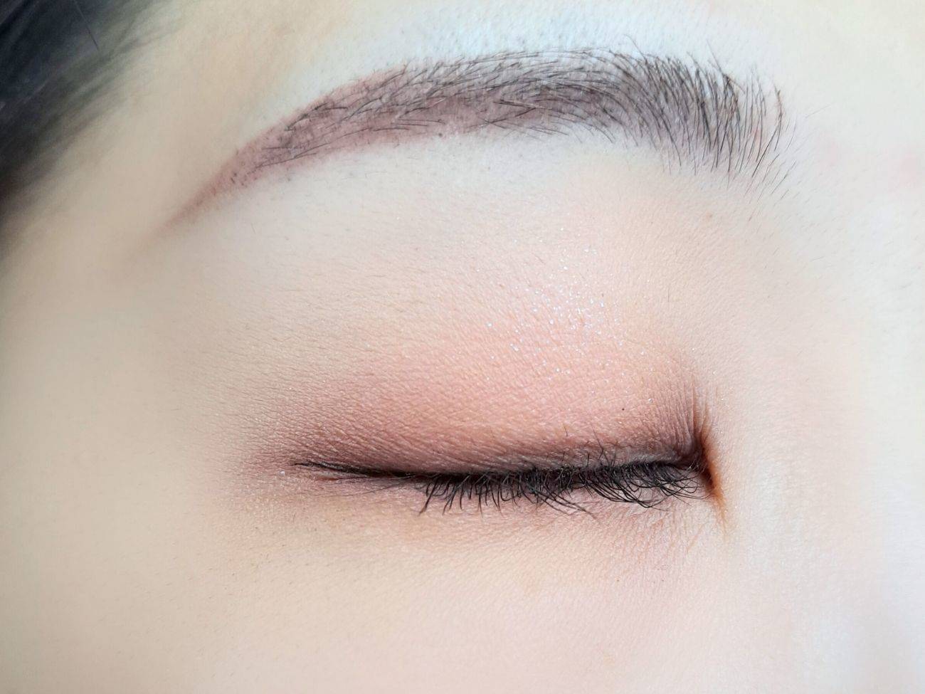 CEZANNE(セザンヌ) ビタートーンアイシャドウ 02 ドライローズの仕上がり