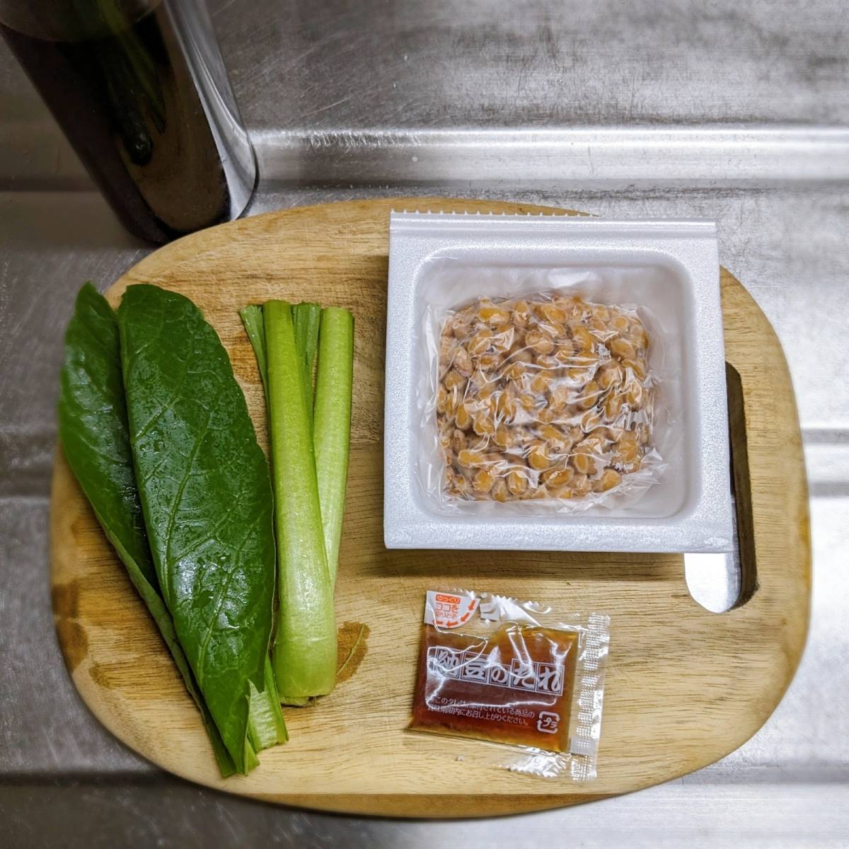 タカノフーズ公式の「青菜納豆」のレシピ