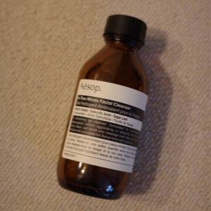 うるおい残して汚れだけオフ♪つっぱり感なくすっきり洗える「イソップ」のクレンザー