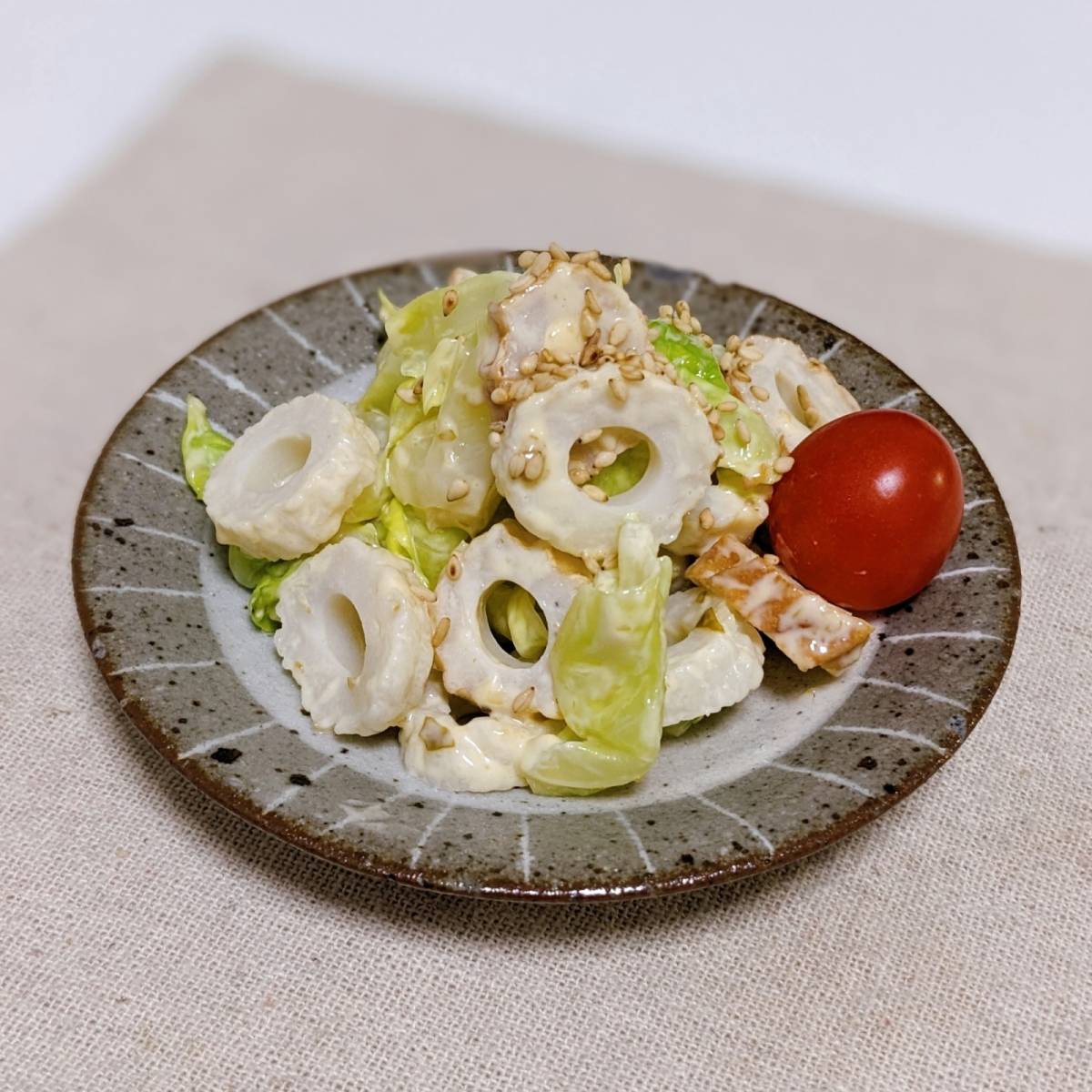 ニッスイ公式の「活ちくわとキャベツのゆずマヨ和え」のレシピ