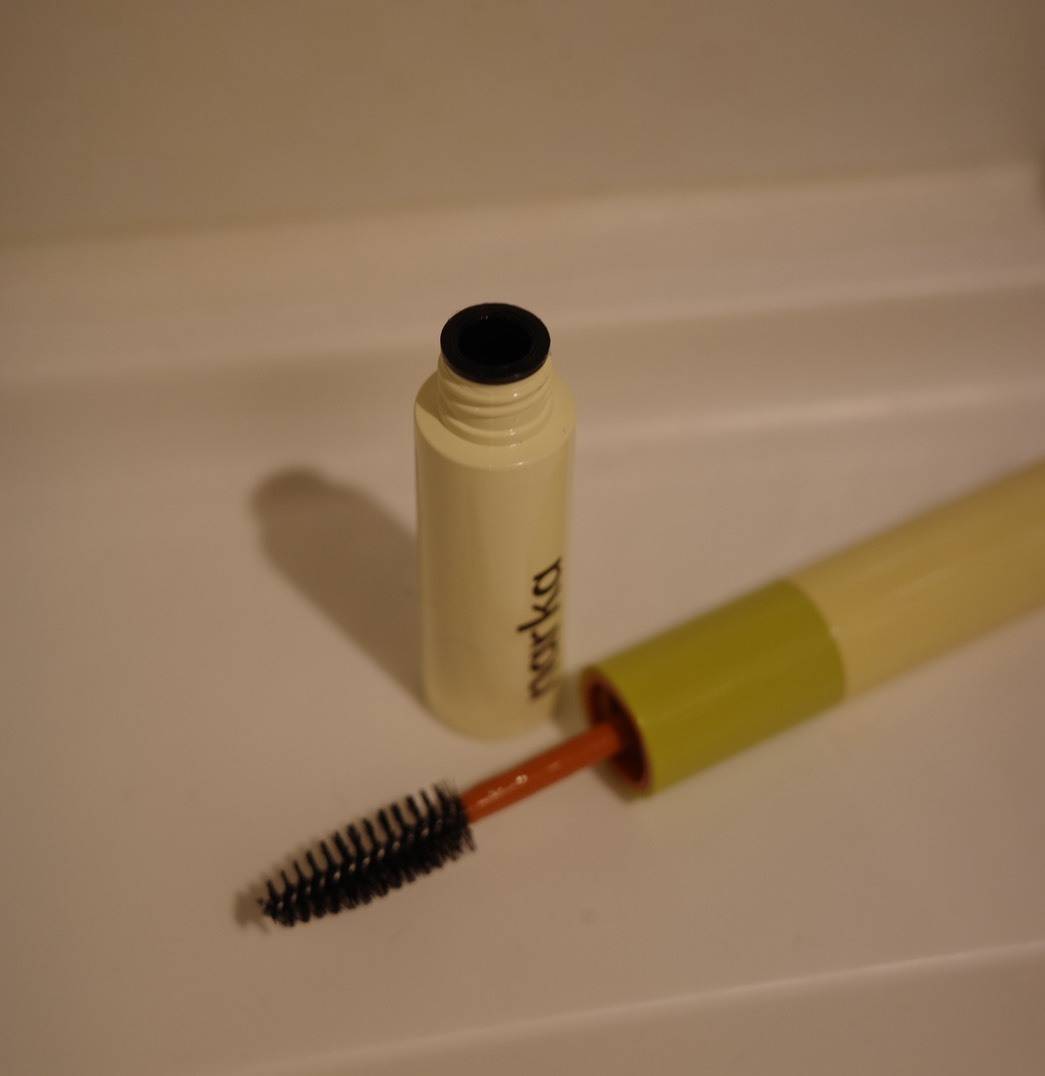 narka「ハイプフィット ヘアマスカラ」