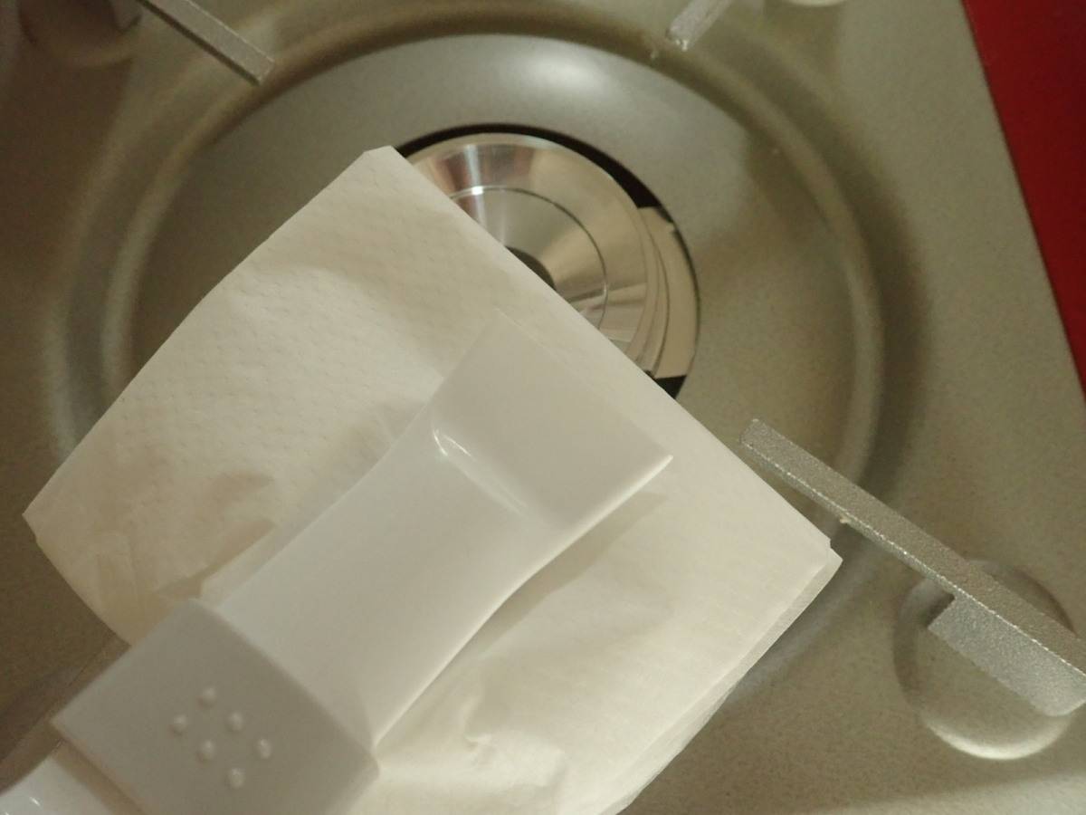 ダイソーのキッチン用お掃除グリップ(落ち落ちV)