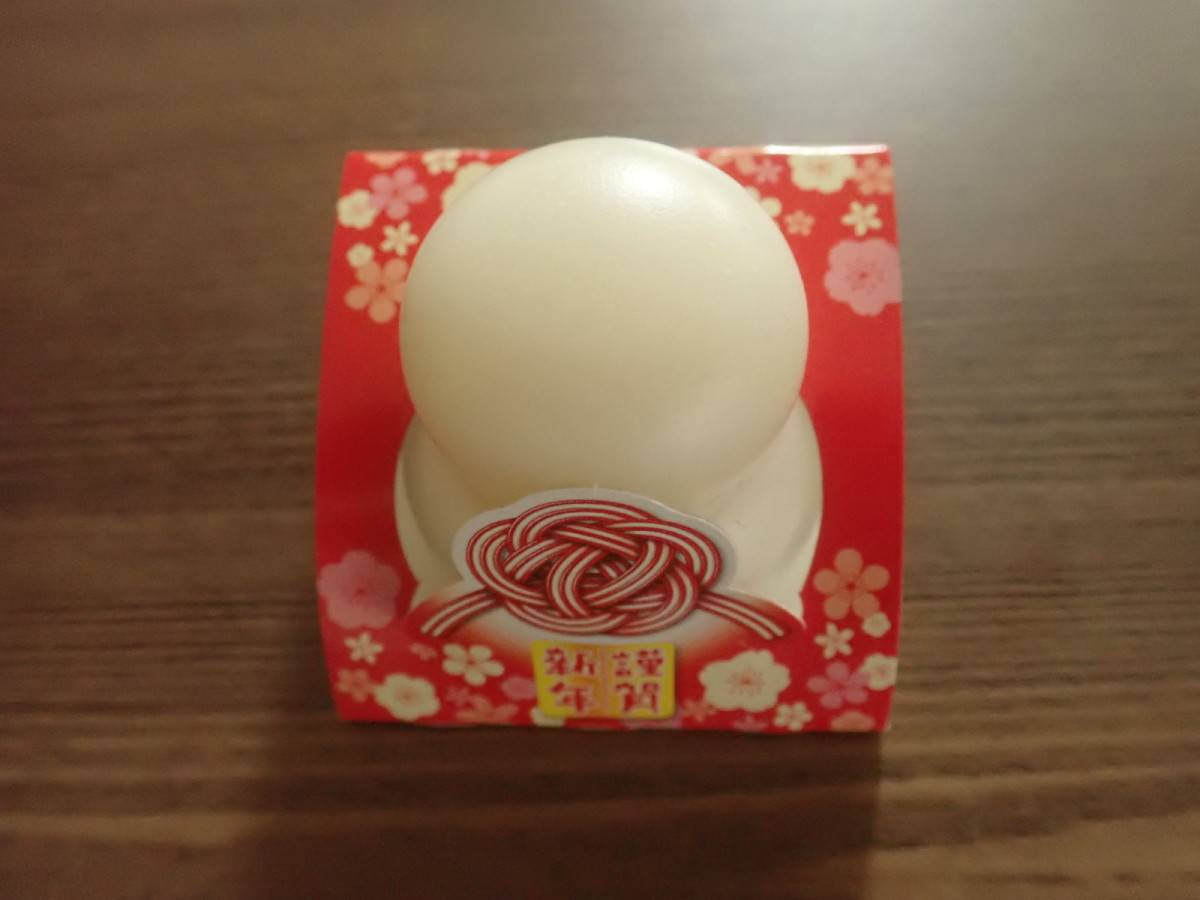 ダイソーの越後製菓 お鏡もち 華やか ミニ 36g