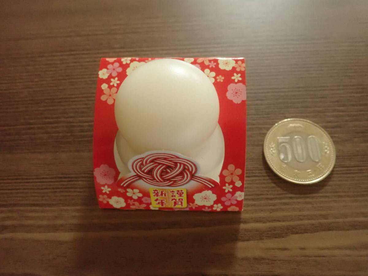 ダイソーの越後製菓 お鏡もち 華やか ミニ 36g