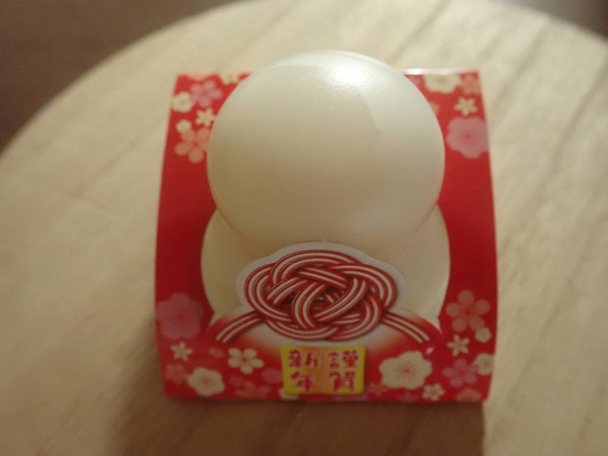 ダイソーの越後製菓 お鏡もち 華やか ミニ 36g