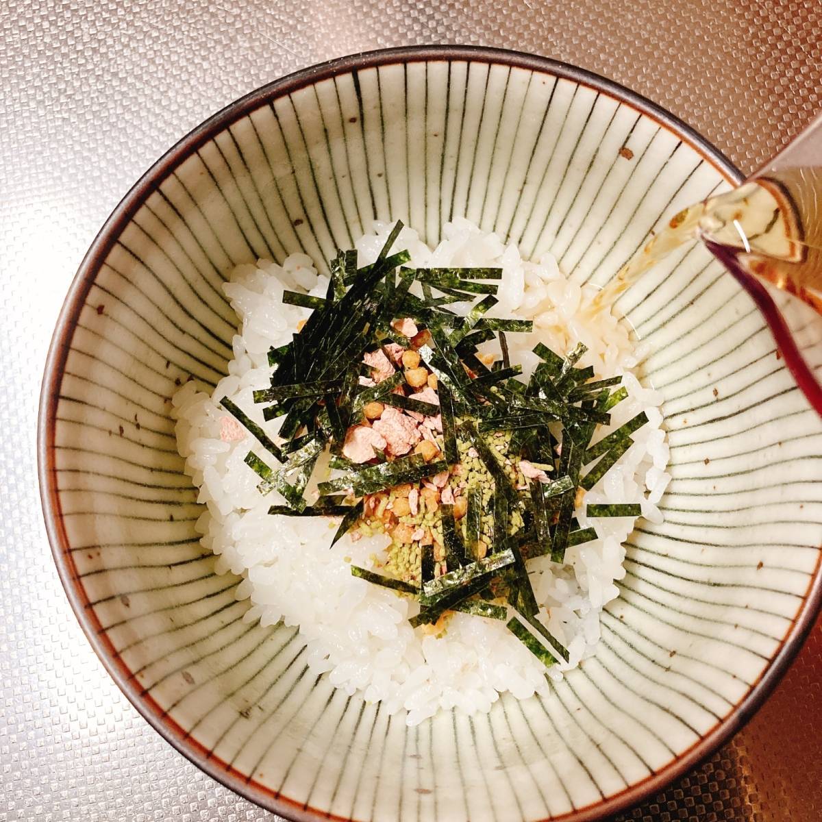 永谷園公式の「刻み薬味茶づけ」のレシピ