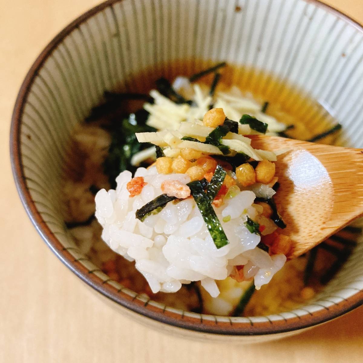 永谷園公式の「刻み薬味茶づけ」のレシピ