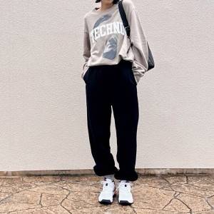 【2025年12月】スニーカー持ってる人、必見！最高に垢抜けるコーデ5選