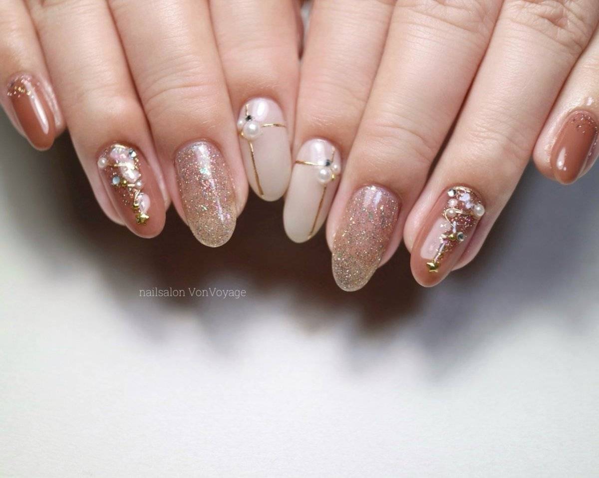 オレンジベージュネイル