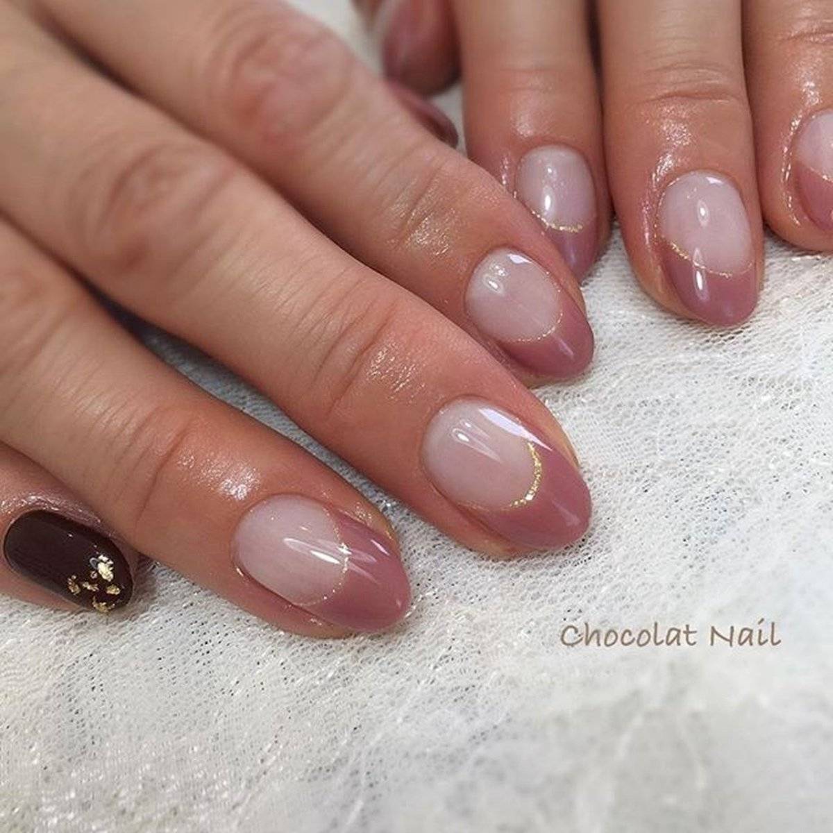 モーヴピンクネイル