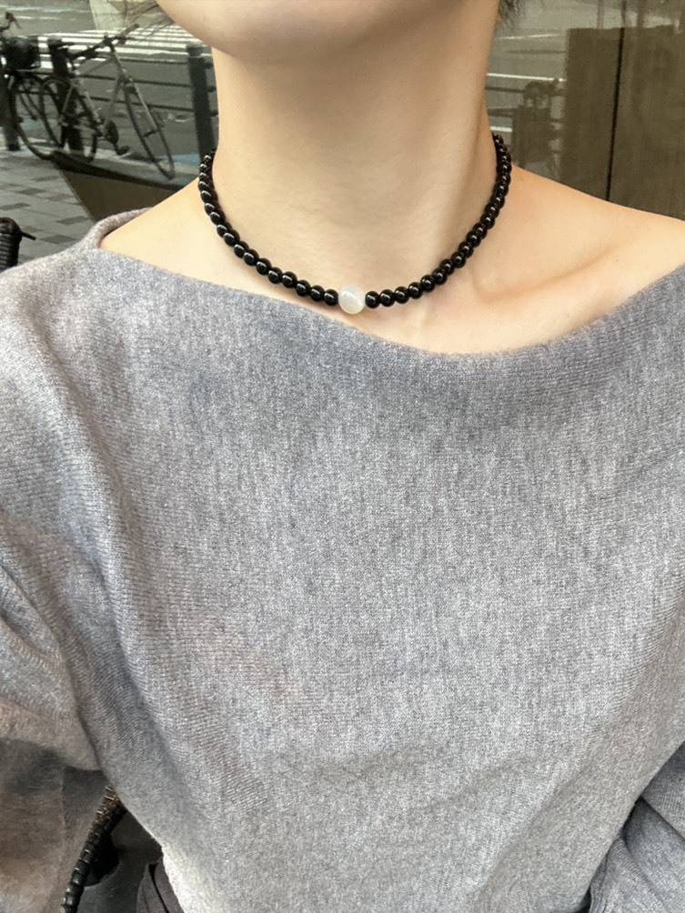 オニキスのネックレス着画