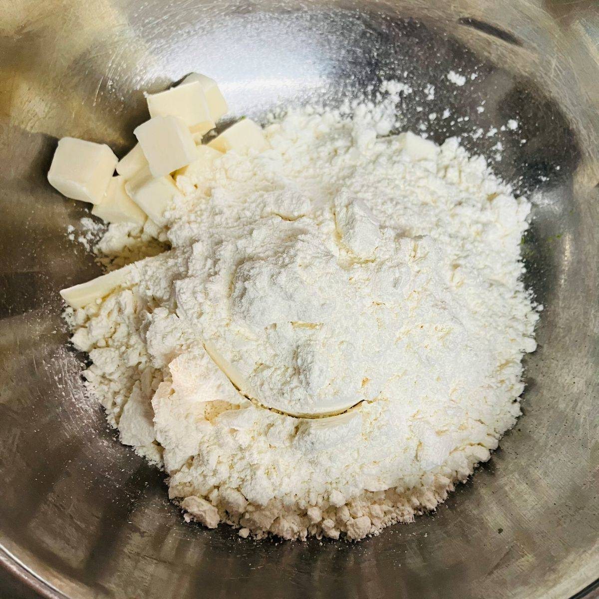 森永公式の「抹茶スコーン」のレシピ