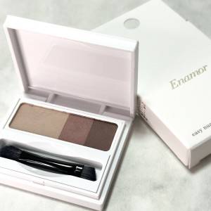  もう眉毛に悩まない！簡単なのに美眉に仕上がる最強アイブロウパウダー 