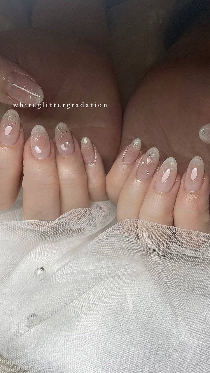 クリアピンクネイル