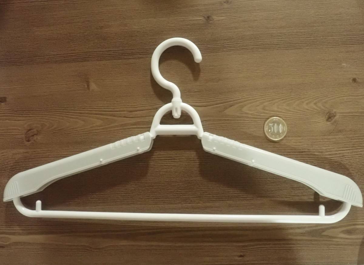 ダイソーのセーター用ハンガー