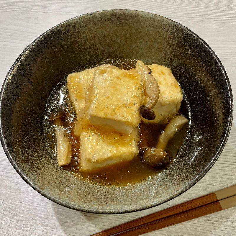 ヤマキ公式の「しめじのあんかけ揚げだし豆腐」のレシピ