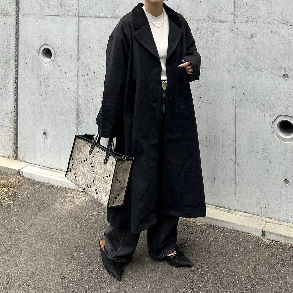 柄物バッグをアクセントに！