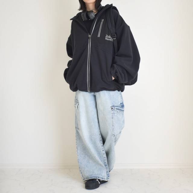 ブルゾン×カーゴデニム