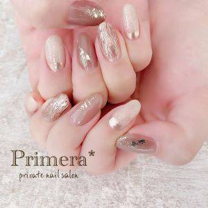  ベージュ×ラメネイル 