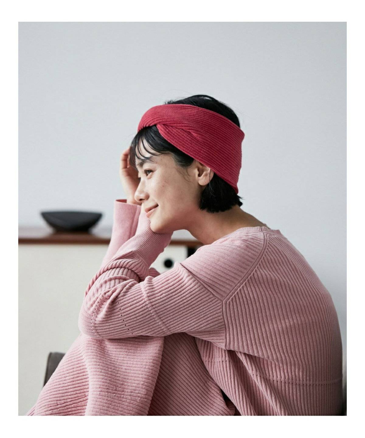 ショートヘアとヘアバンド