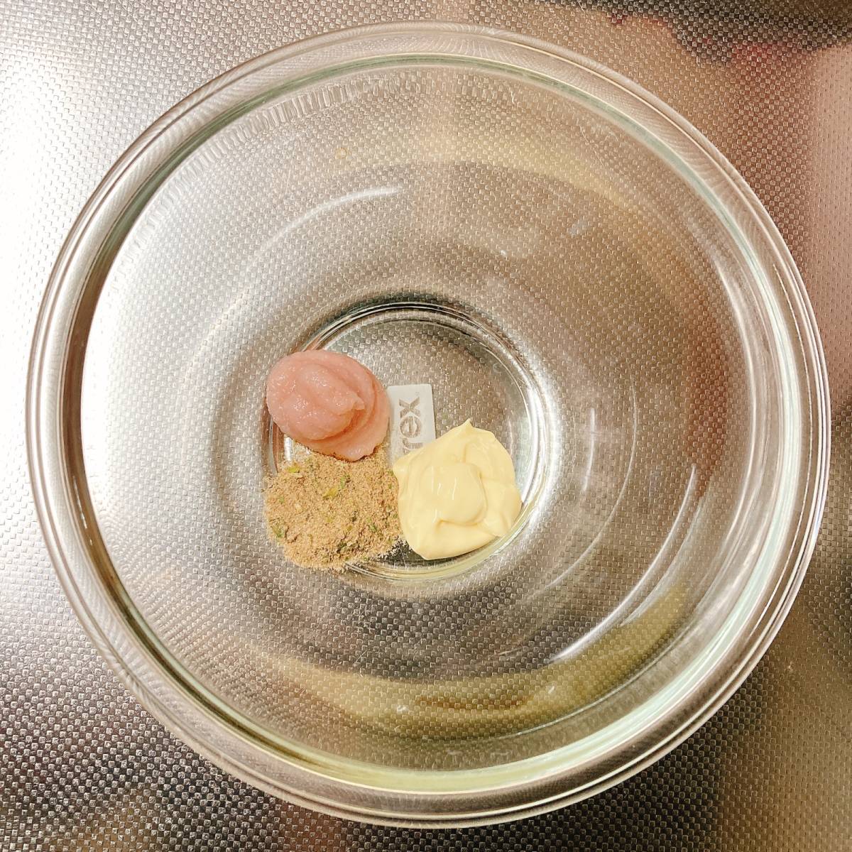 サッポロ一番公式の「たらこパスタ風しょうゆラーメン」のレシピ