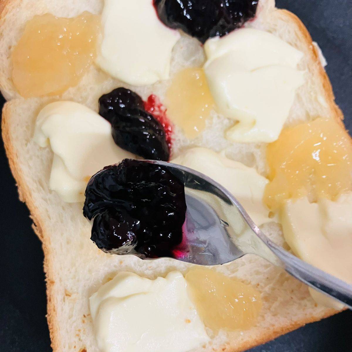 パスコ公式の「クリームチーズとフルーツジャムトースト」のレシピ