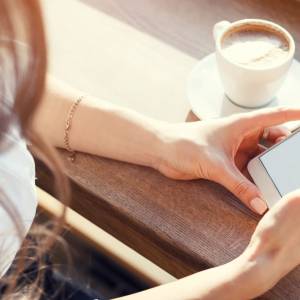 好きな人から返信がこない……。既読無視したくなるLINEとは？