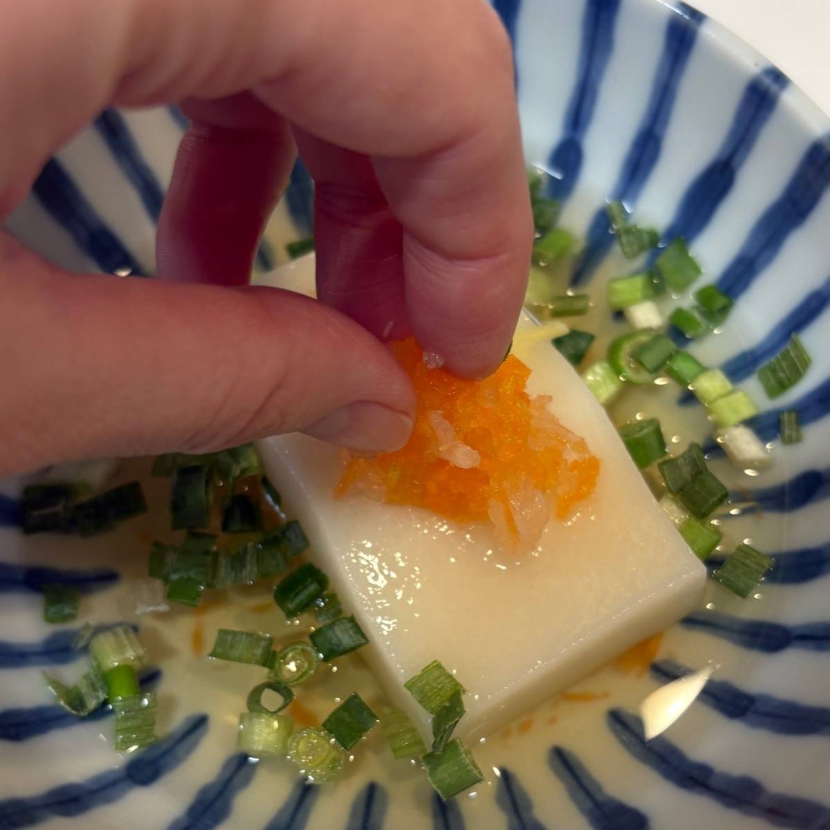 サトウ食品公式の「だし入りおろしもち」のレシピ