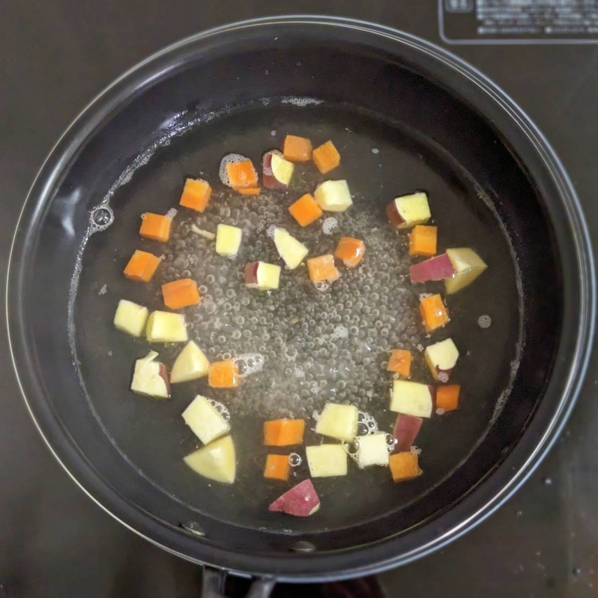 JAグループ公式の「皮ごと具沢山みそ汁」のレシピ