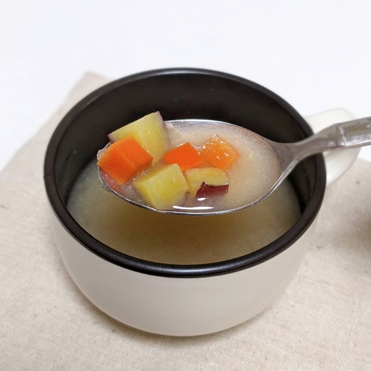 JAグループ公式の「皮ごと具沢山みそ汁」のレシピ