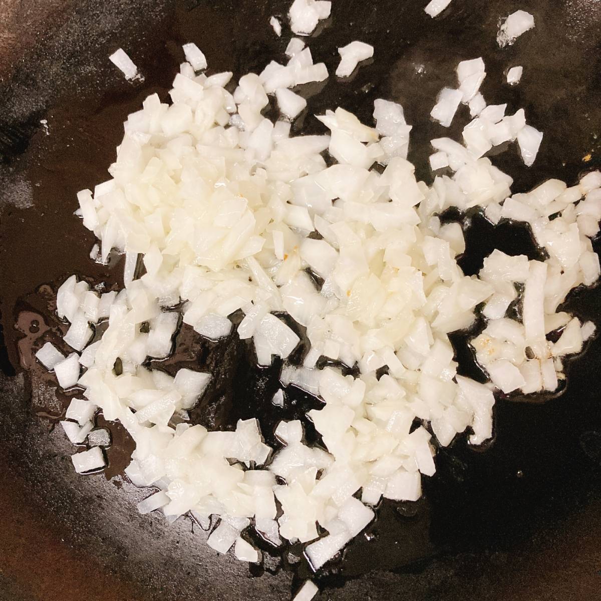 いちまさ公式の「カニかまとトマトジュースのワンパンパスタ」のレシピ