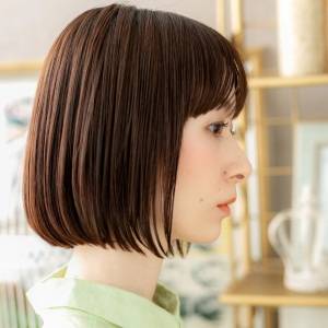  まとまり感シンプルボブ 