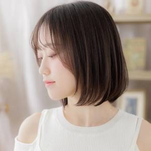  前下がりシンプルボブ 