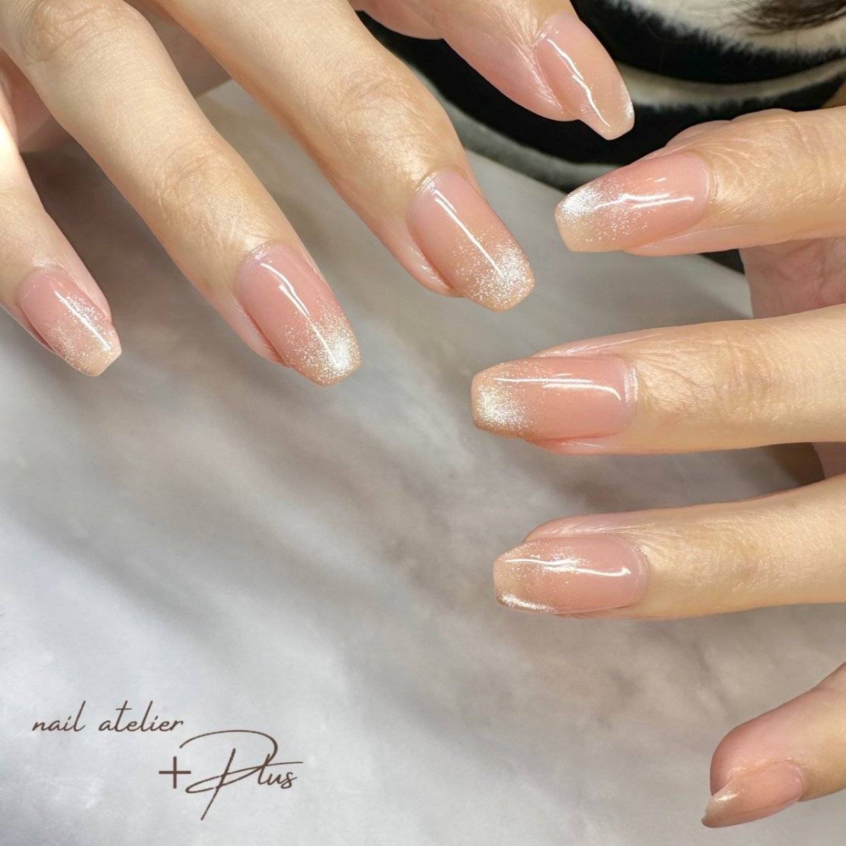 オレンジベージュネイル