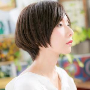  美シルエットのまとまりボブ 