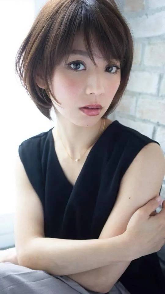 上品見えひし形ショートボブ