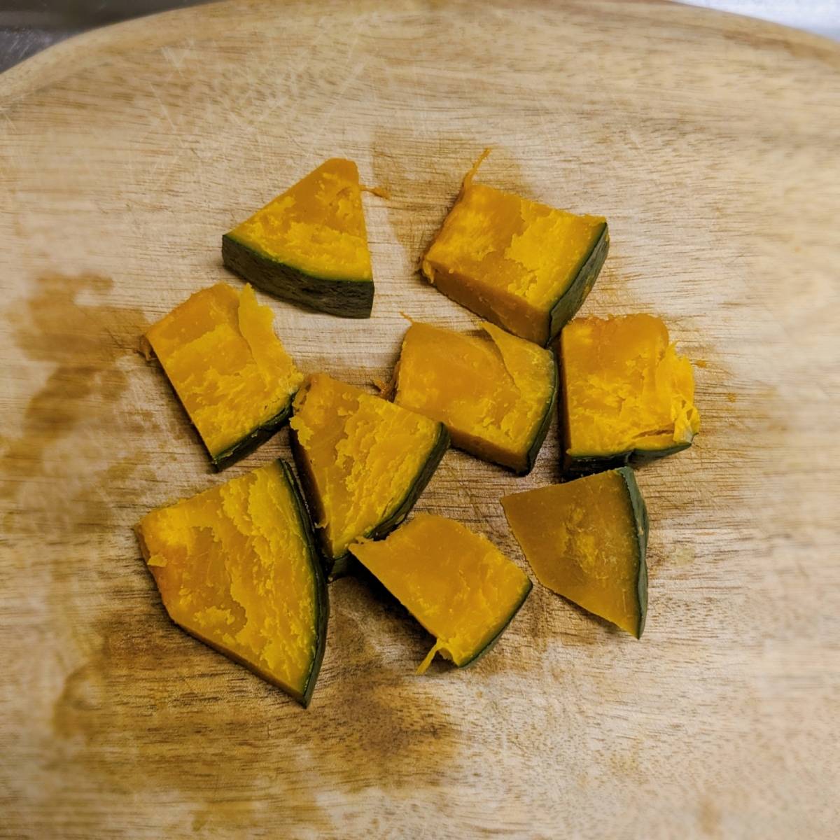 JAグループ公式の「あまーい！にんじんとかぼちゃの味噌汁」のレシピ