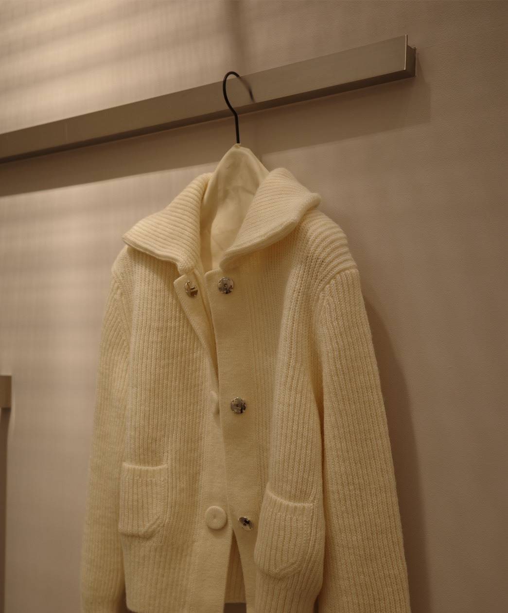 AUBRIOTのバルキーヤーンカーディガン