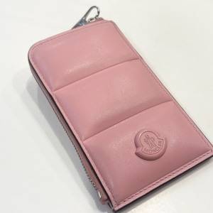 シンプルなのに可愛い……♡使いやすくてお気に入り「モンクレール」コインケース