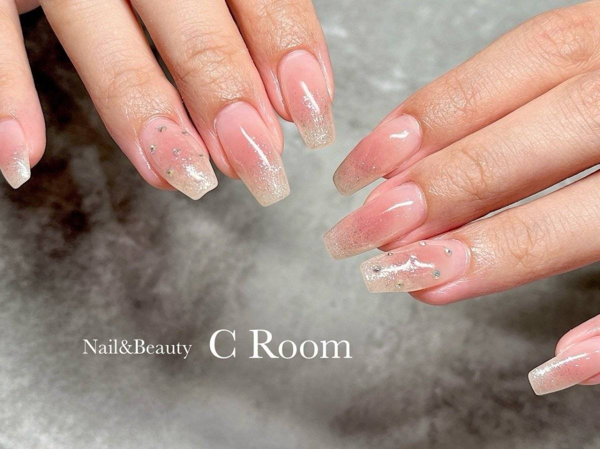 クリアピンクネイル