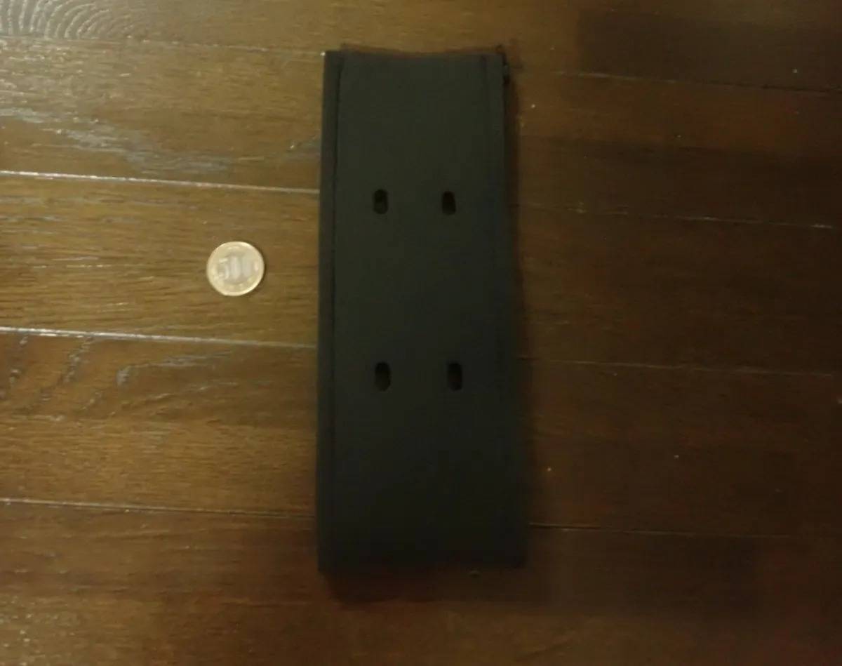 DAISO(ダイソー)：コードカバー ホール付