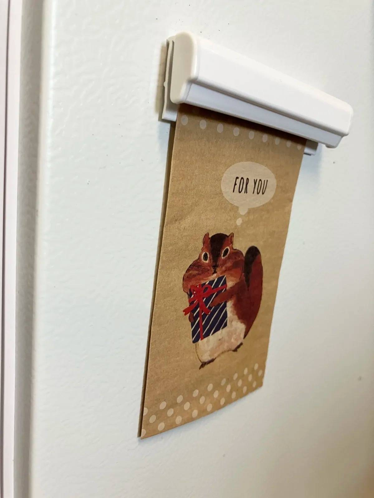 DAISO(ダイソー)：差し込みメモクリップ(マグネット付)