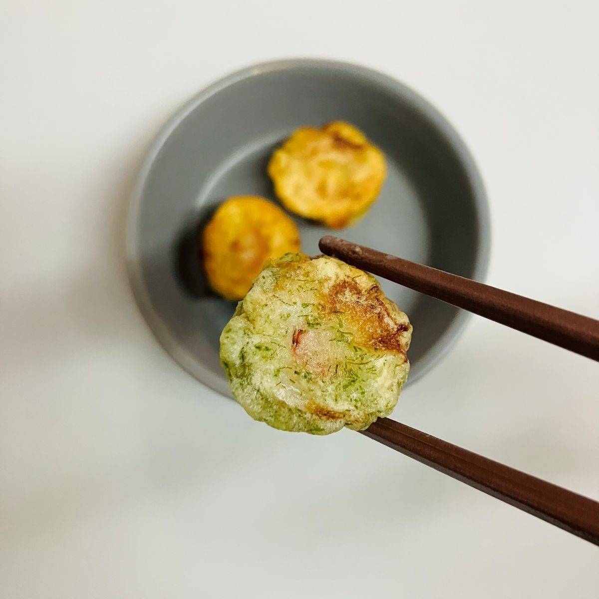 ニッスイ公式の「活ちくわの変わり衣焼き」のレシピ